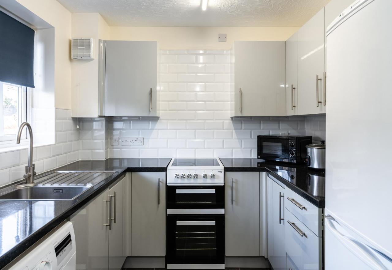Modern 2 Bed House- Free Parking And Close To The Centre Бристоль Екстер'єр фото