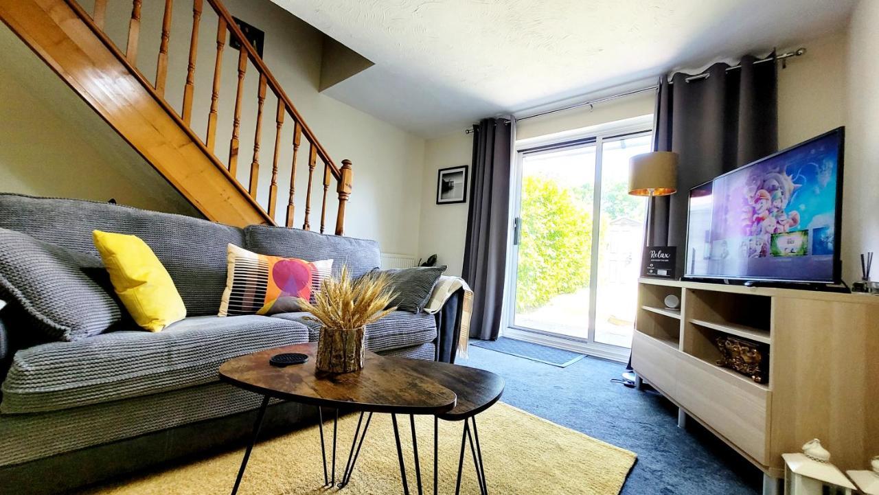 Modern 2 Bed House- Free Parking And Close To The Centre Бристоль Екстер'єр фото